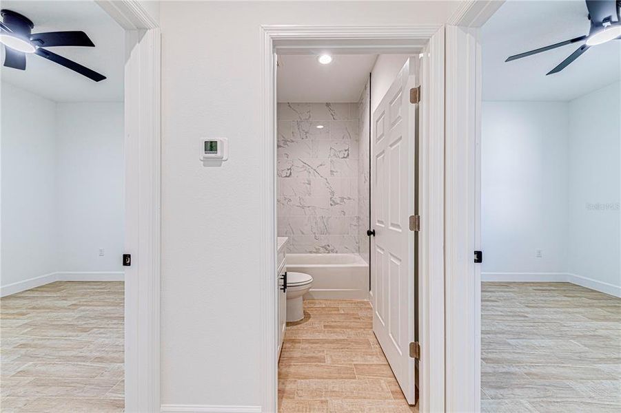 Spacious, unfurnished interior of a new home in , Ocklawaha (Image 31).