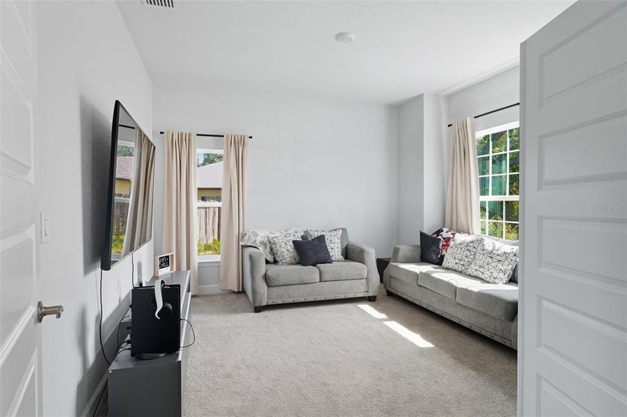 Furnished interior view inside a new home in Spring Hill, Spring Hill (Image 20).