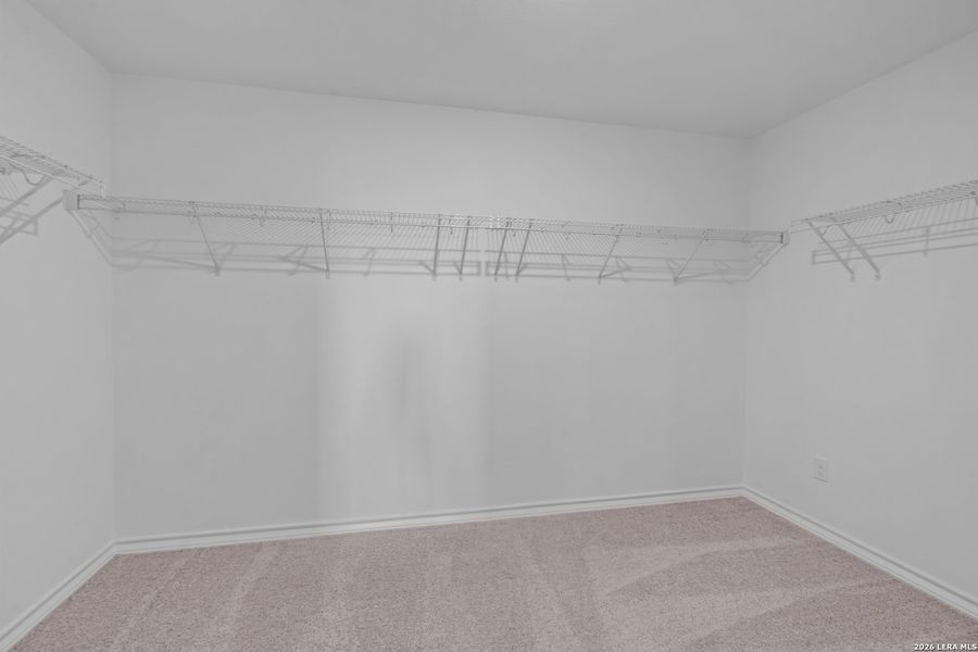 Spacious, unfurnished interior of a new home in Dove Song, Marion (Image 19).