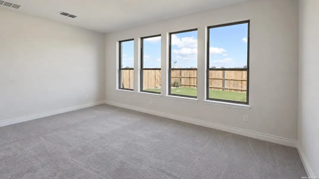 Spacious, unfurnished interior of a new home in Legacy at Lake Dunlap, New Braunfels (Image 11).