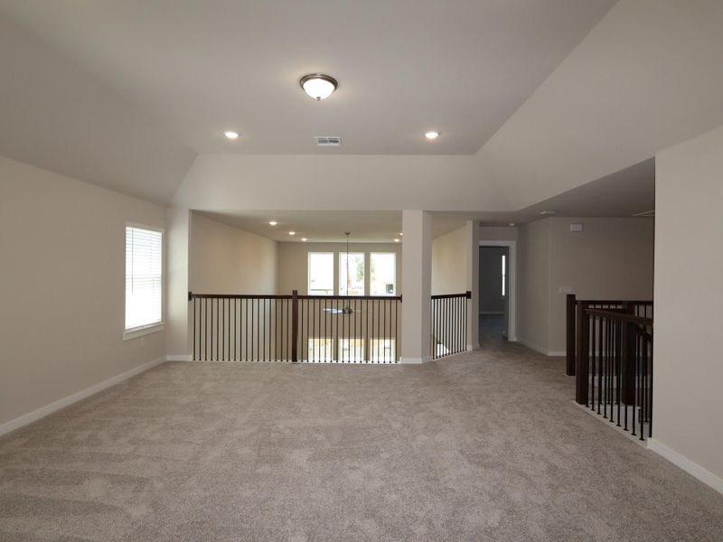 Spacious, unfurnished interior of a new home in Edgewood, Leander (Image 16). Spacious, unfurnished interior of a new home in Edgewood, Leander (Image 16).