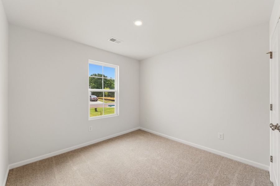 Spacious, unfurnished interior of a new home in Evergreen, Spartanburg (Image 14). Spacious, unfurnished interior of a new home in Evergreen, Spartanburg (Image 14).