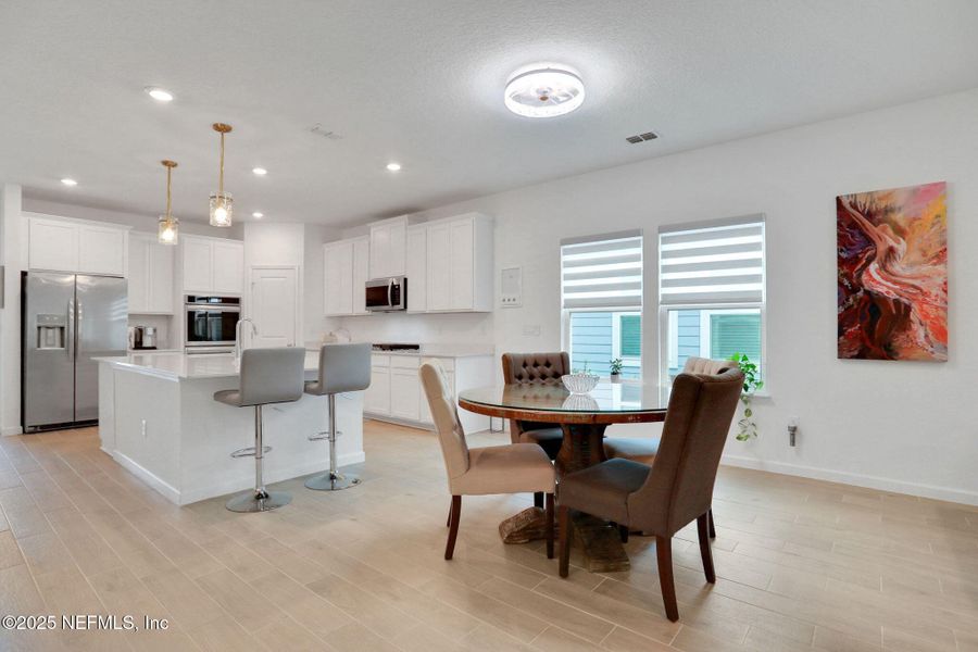 Furnished interior view inside a new home in , Yulee (Image 35).