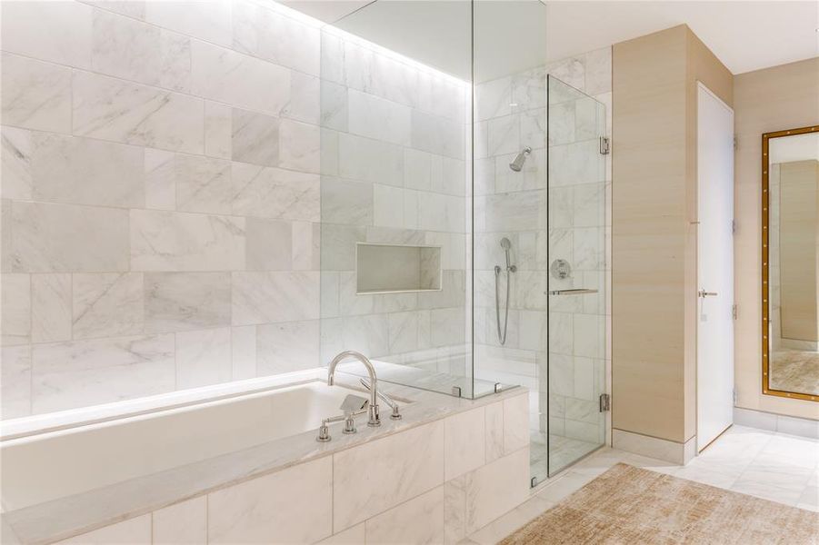 Furnished interior view inside a new home in , Dallas (Image 15). Furnished interior view inside a new home in , Dallas (Image 15).