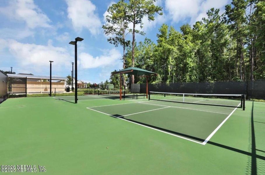 Community amenities in , Middleburg (Image 18).