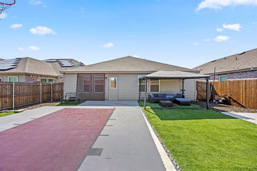 Front exterior of a new home in , Denton, TX, highlighting curb appeal (Image 18).