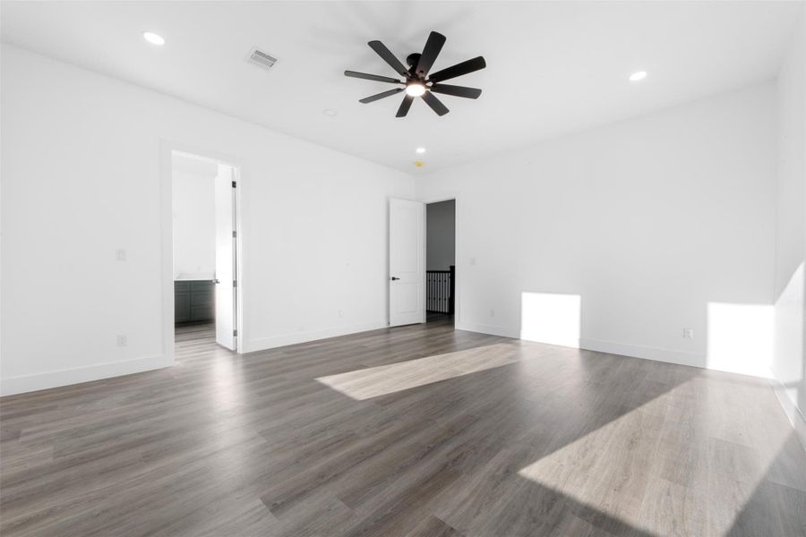 Spacious, unfurnished interior of a new home in , Houston (Image 26). Spacious, unfurnished interior of a new home in , Houston (Image 26).