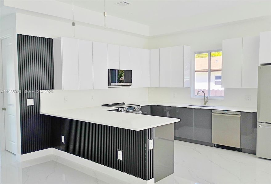 Furnished interior view inside a new home in , Pompano Beach (Image 8).