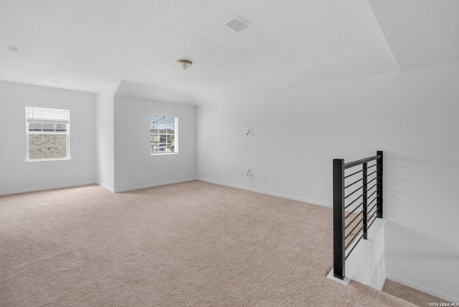 Spacious, unfurnished interior of a new home in , San Antonio (Image 16).