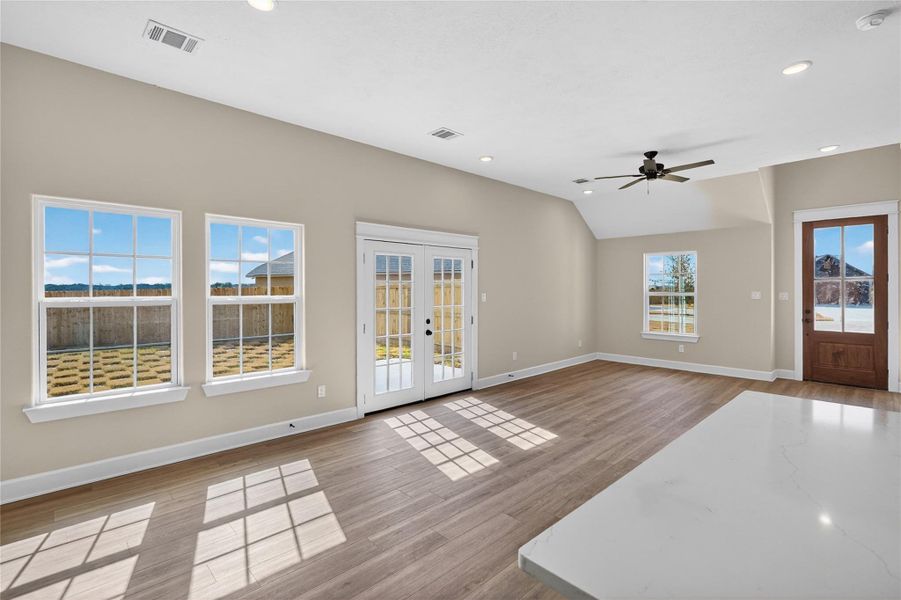 Spacious, unfurnished interior of a new home in , Snook (Image 17).