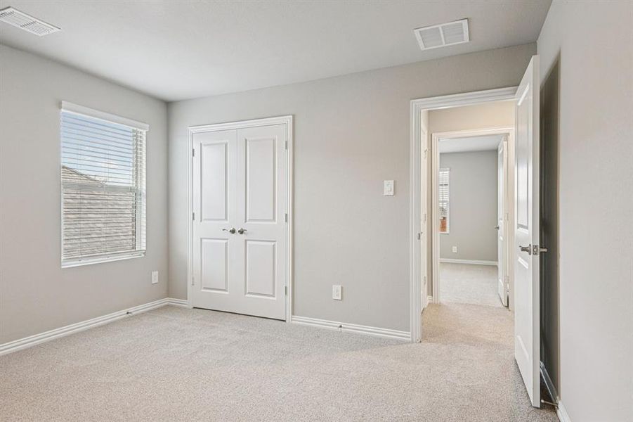 Photo is not of the actual home, but is an inspirational photo of builder’s model home and may depict options, furnishings, and/or decorator features that are not included. Photo is not of the actual home, but is an inspirational photo of builder’s model home and may depict options, furnishings, and/or decorator features that are not included.