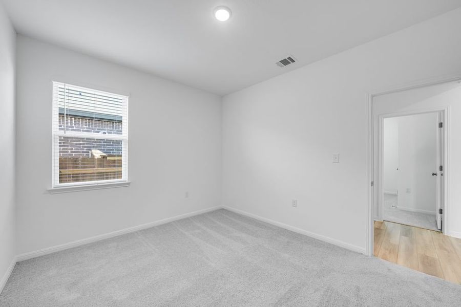 Spacious, unfurnished interior of a new home in Lisso 50s, Pflugerville (Image 9).