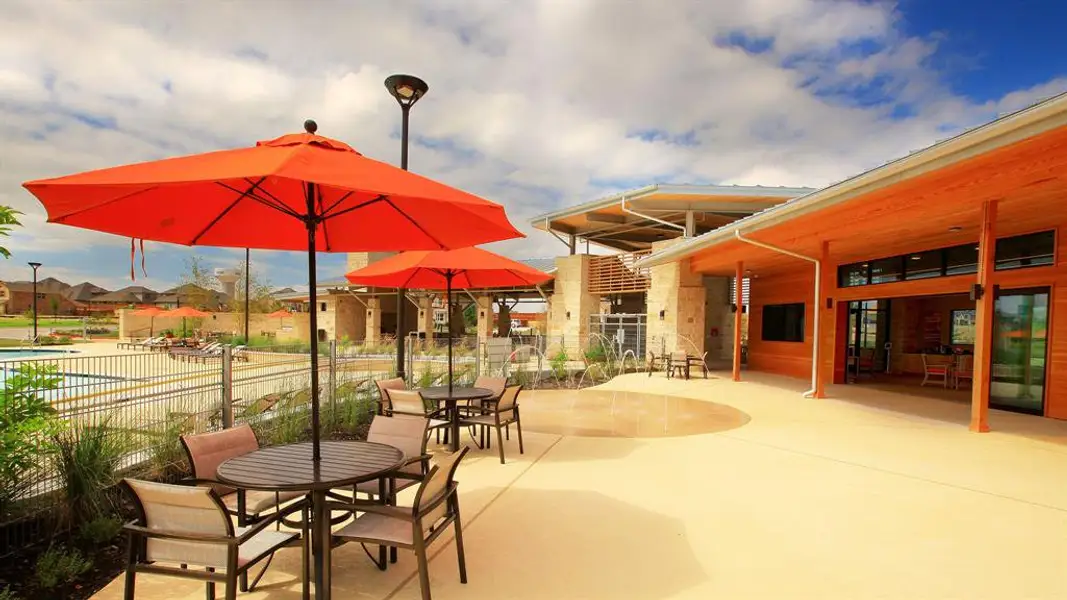Community amenities in Trinity Falls, McKinney (Image 5).
