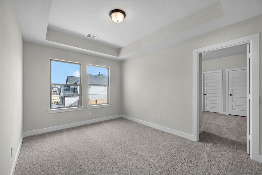 Spacious, unfurnished interior of a new home in Elyson, Katy (Image 12).