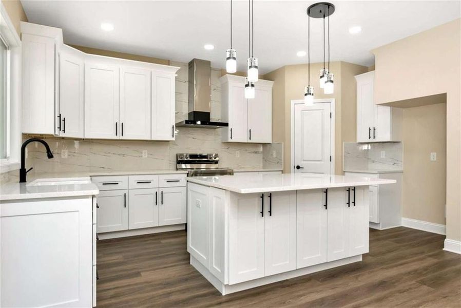 Furnished interior view inside a new home in , Jefferson (Image 9).