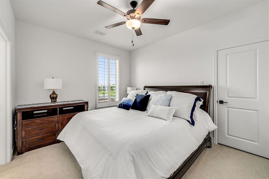 Furnished interior view inside a new home in Fields 50', Frisco (Image 8).