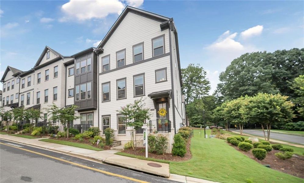 Image 47 of a home in Parkside at Mason Mill.