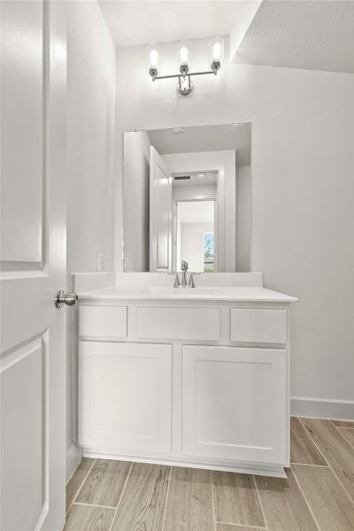 Representative image. Features, selections and colors may vary.