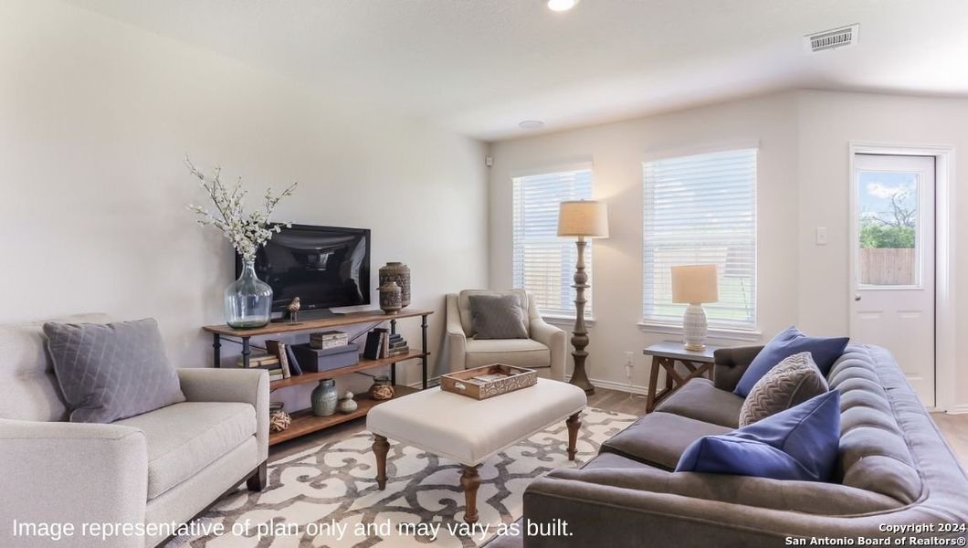 Furnished interior view inside a new home in Redbird Ranch, San Antonio (Image 23). Furnished interior view inside a new home in Redbird Ranch, San Antonio (Image 23).