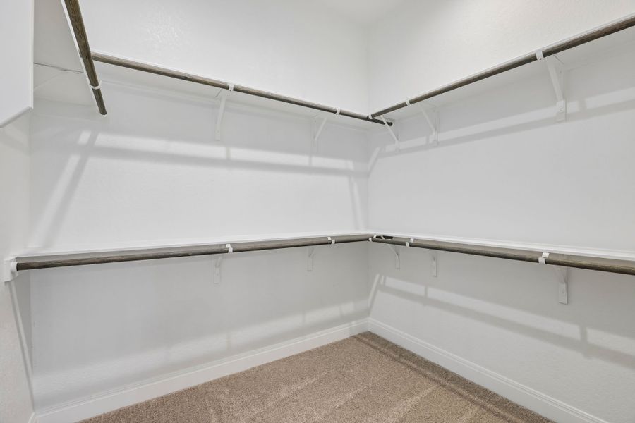 Spacious, unfurnished interior of a new home in 6 Creeks, Kyle (Image 19).