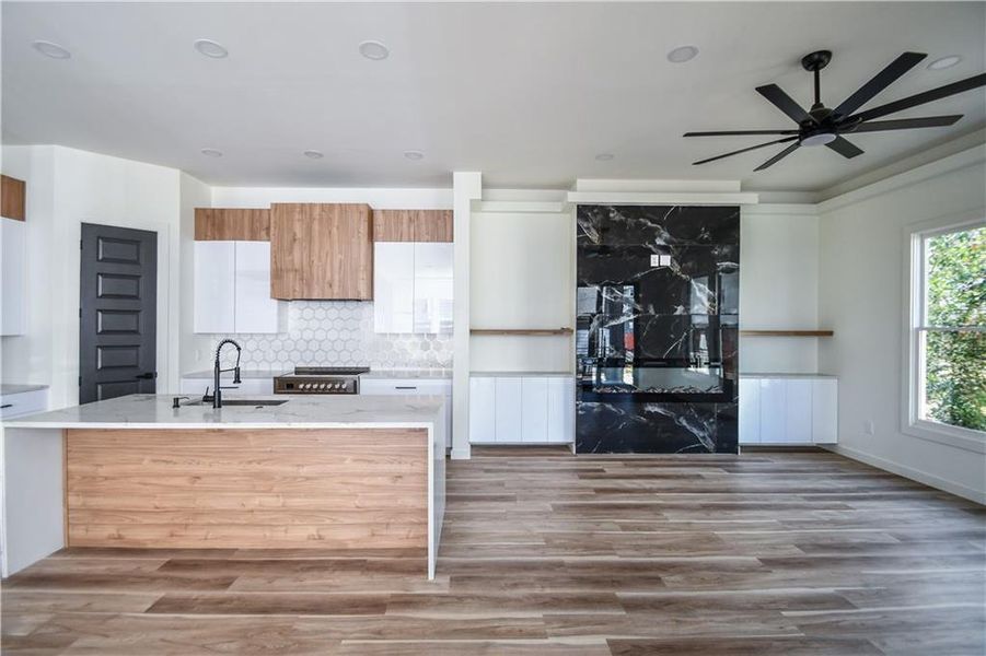 Furnished interior view inside a new home in , Atlanta (Image 17).