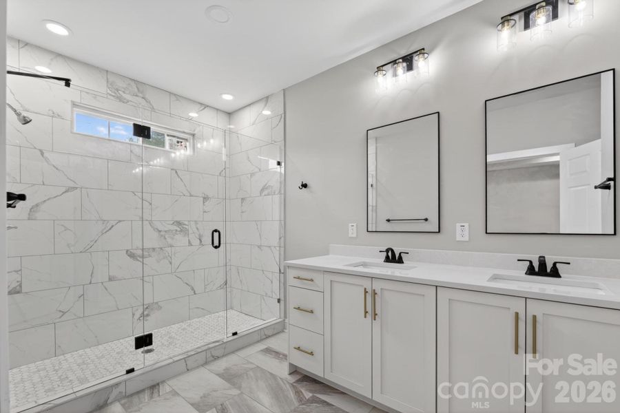 Furnished interior view inside a new home in , Lenoir (Image 17).