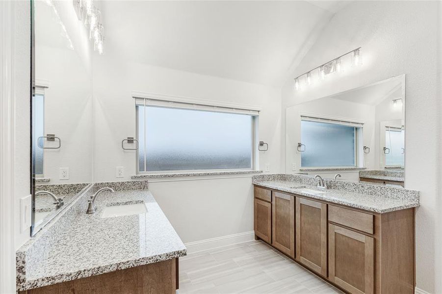 Furnished interior view inside a new home in Somerset Classic 70s & 80s, Mansfield (Image 10). Furnished interior view inside a new home in Somerset Classic 70s & 80s, Mansfield (Image 10).