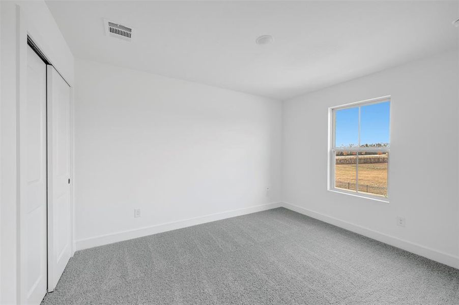 Spacious, unfurnished interior of a new home in Heritage Ranch, Sherman (Image 22).