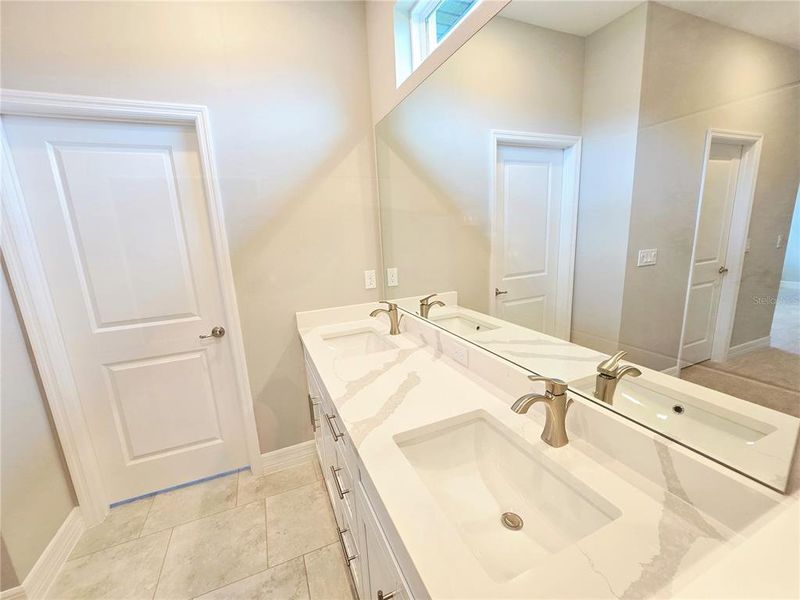 Furnished interior view inside a new home in , Homosassa (Image 47).