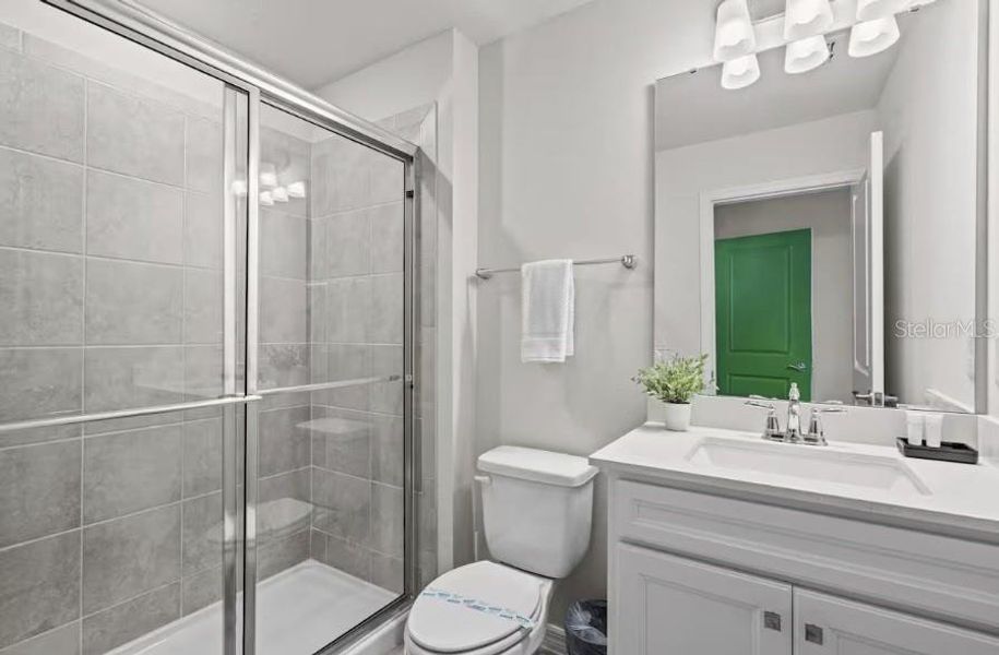 Furnished interior view inside a new home in , Clermont (Image 16).