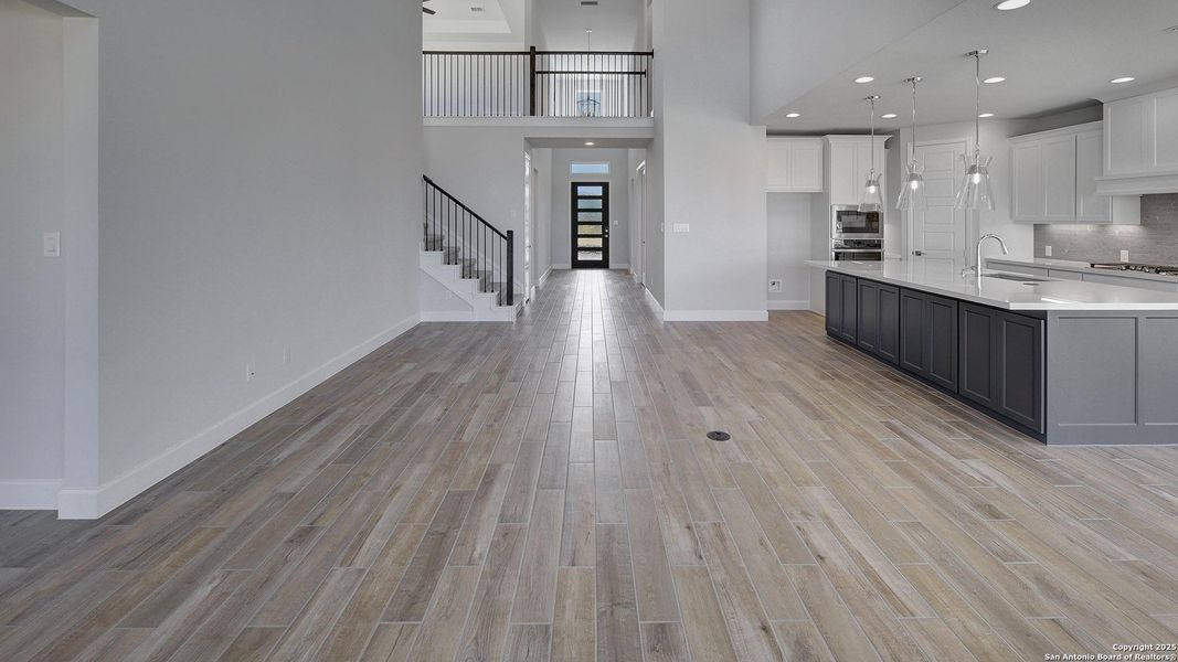 Image 25 of a home in Esperanza 60'.