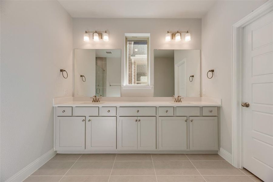 Furnished interior view inside a new home in Sutton Fields, Celina (Image 11). Furnished interior view inside a new home in Sutton Fields, Celina (Image 11).