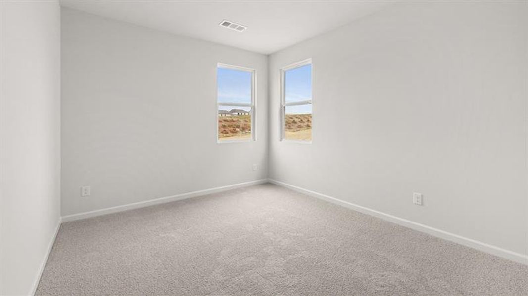 Spacious, unfurnished interior of a new home in , Dallas (Image 18).
