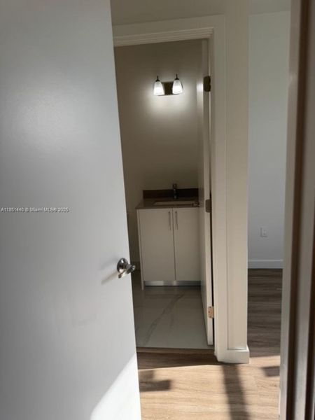 Spacious, unfurnished interior of a new home in , Florida City (Image 15).