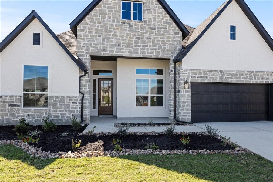 Exterior details and patio area of a home in Sweetwater, Austin (Image 27).