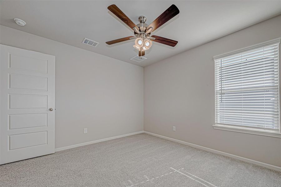 Spacious, unfurnished interior of a new home in Mill Creek Trails, Magnolia (Image 23).
