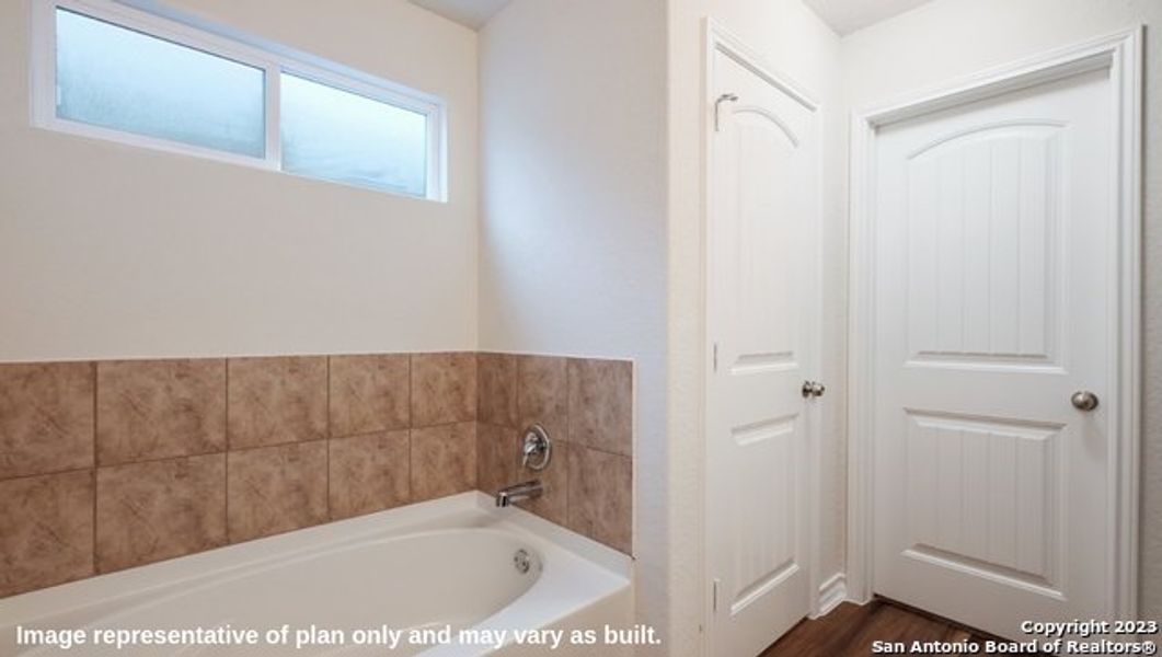 Image 25 of a home in Avenida. Image 25 of a home in Avenida.