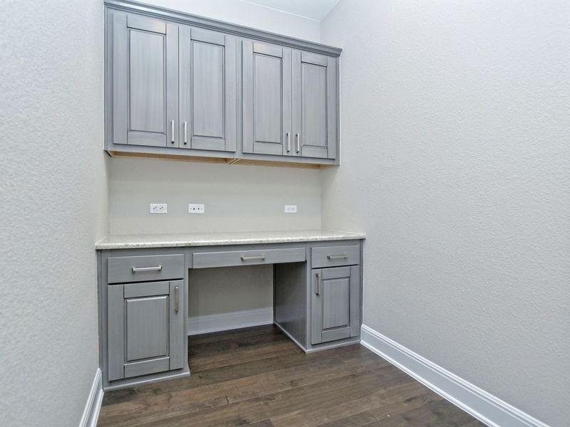 Representative furnished interior of a home built from the Madera II by Giddens Homes in Scofield Farms Estates, Georgetown (Image 171).