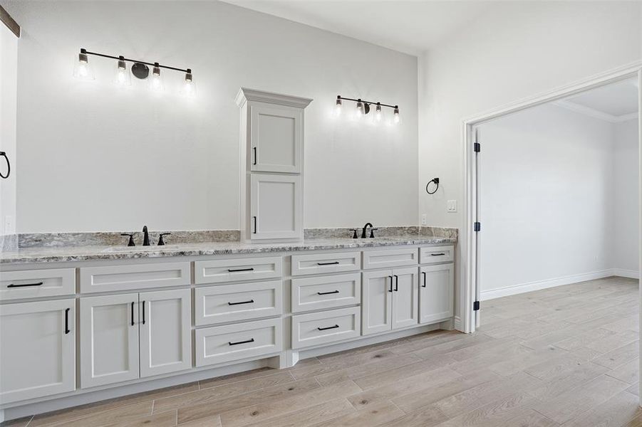 Furnished interior view inside a new home in , Granbury (Image 13).