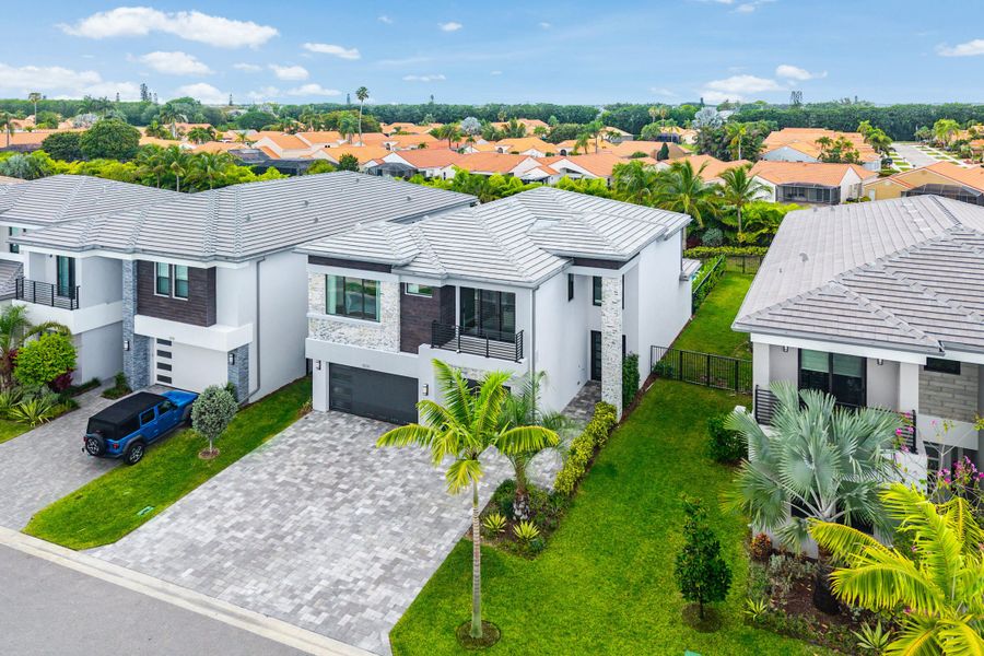 052-8124CrystalDownsAvenue-BocaRaton-FL-