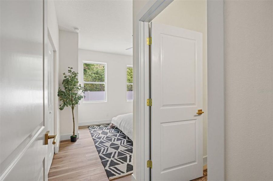 Spacious, unfurnished interior of a new home in , Tampa (Image 21).