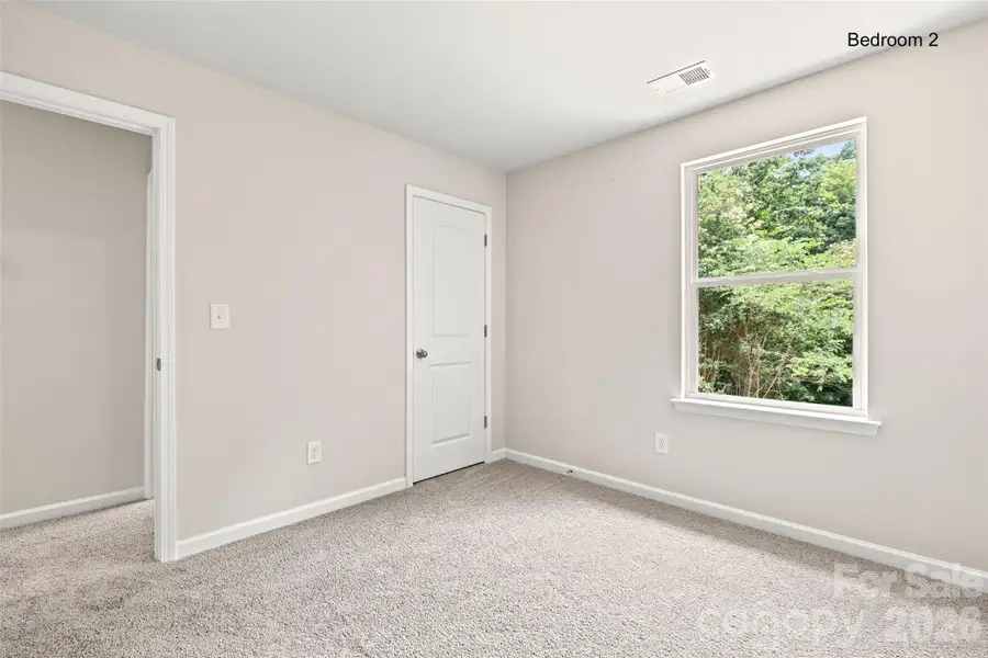Spacious, unfurnished interior of a new home in , Lancaster (Image 14).