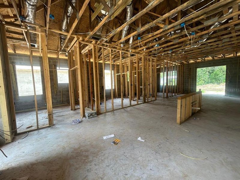 Spacious, unfurnished interior of a new home in , Dunnellon (Image 11).