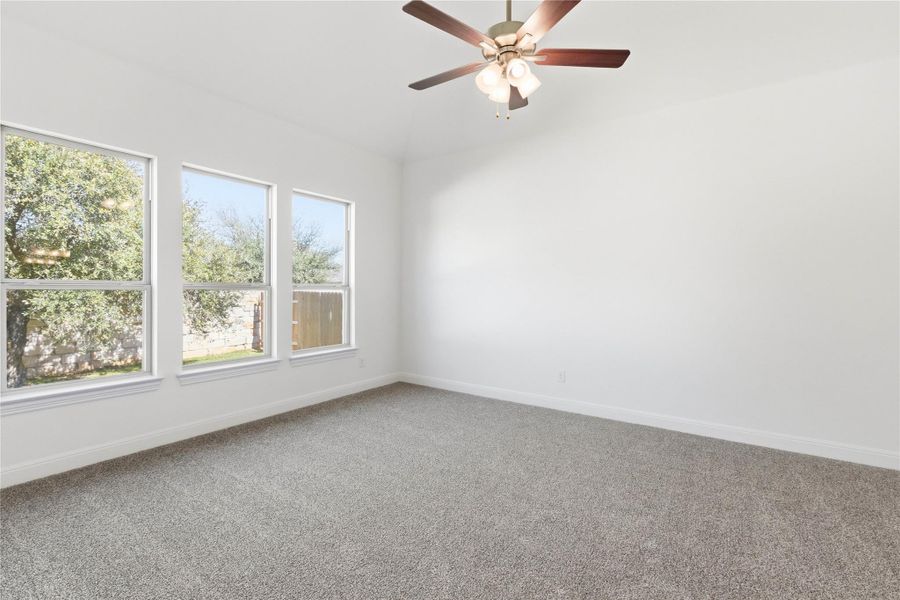 Spacious, unfurnished interior of a new home in Oaks at San Gabriel, Georgetown (Image 27).