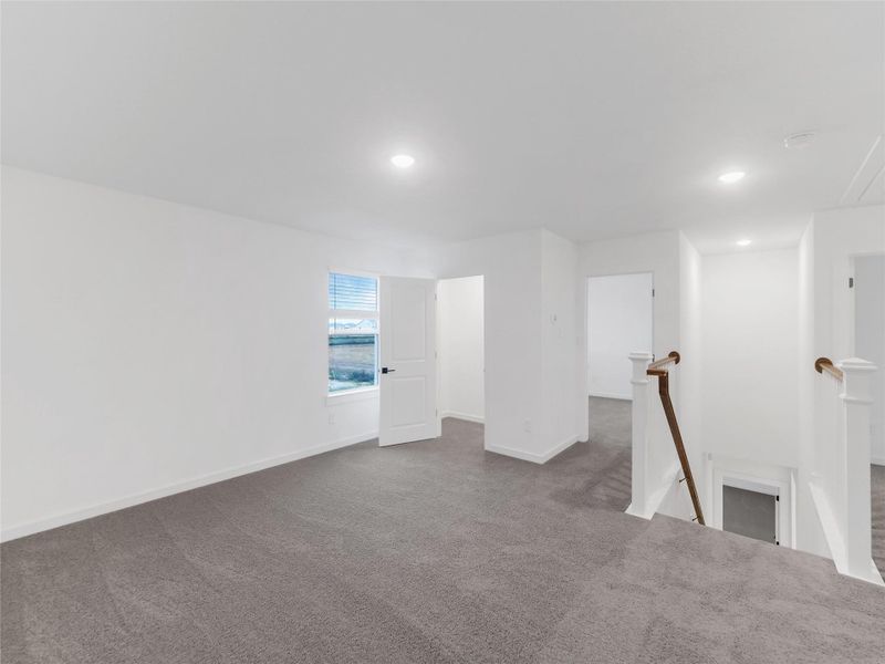 Spacious, unfurnished interior of a new home in Oakberry Trails, Waller (Image 32).