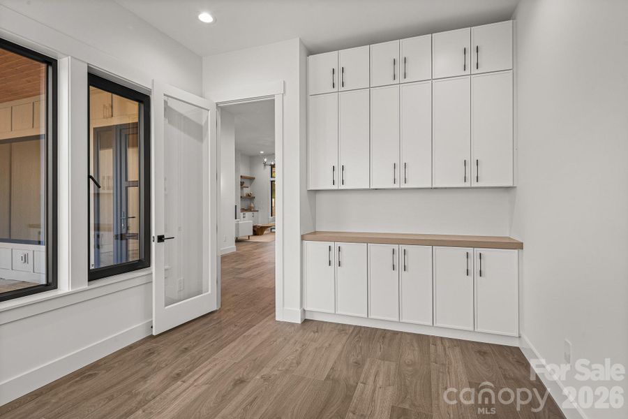 Image 28 of a home in .