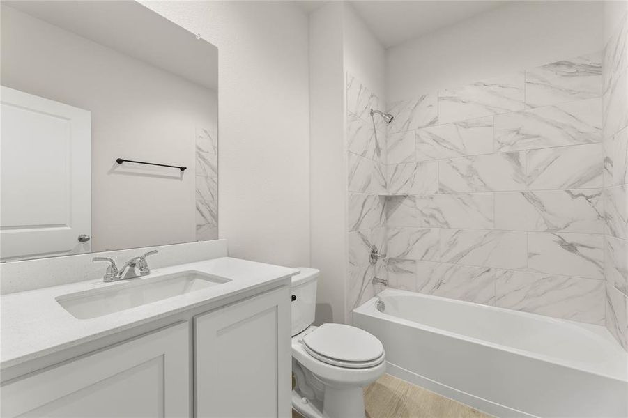 1111 Worthington-Bathroom-2