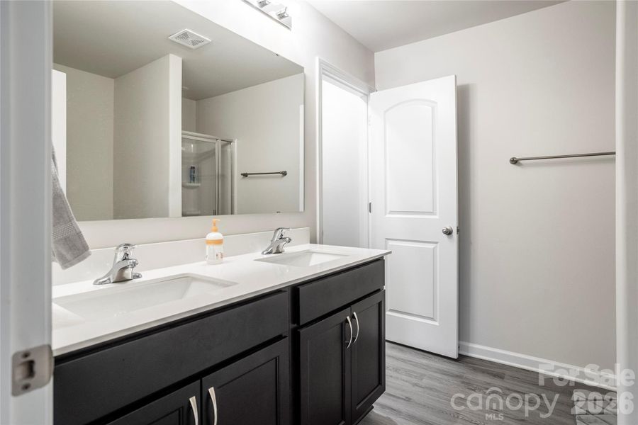 Furnished interior view inside a new home in , Kings Mountain (Image 12).