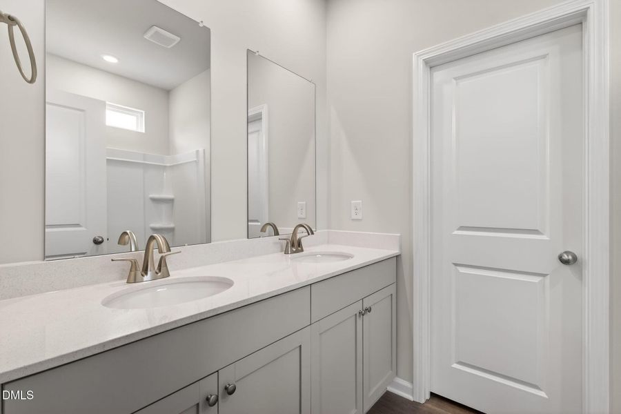 36-web-or-mls-DSC01574 36-web-or-mls-DSC01574