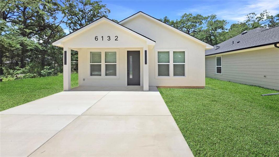 Front exterior of a new home in , Mabank, TX, highlighting curb appeal (Image 2). Front exterior of a new home in , Mabank, TX, highlighting curb appeal (Image 2).